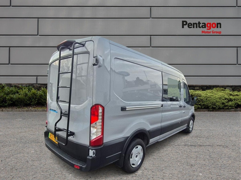 Ford Transit Custom 390 89Kwh Trend 22Kw Charger Crew Van Double Cab MD25VGX Grey #4