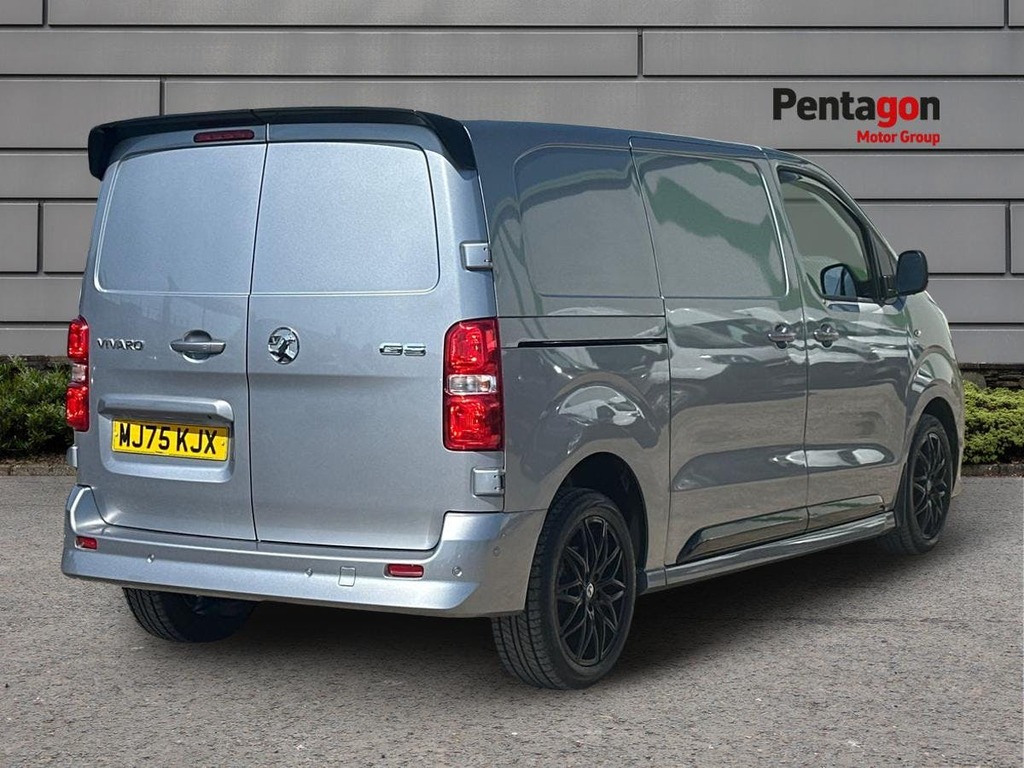 Vauxhall Vivaro 2.0 Turbo D Gs Panel Van 6Dr Swb Eur MJ75KJX Grey #4