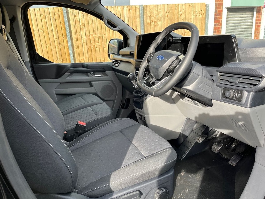 Ford Transit Custom 2.0 320 Ecoblue Limited Panel Van Manua WR75NBE Black #5