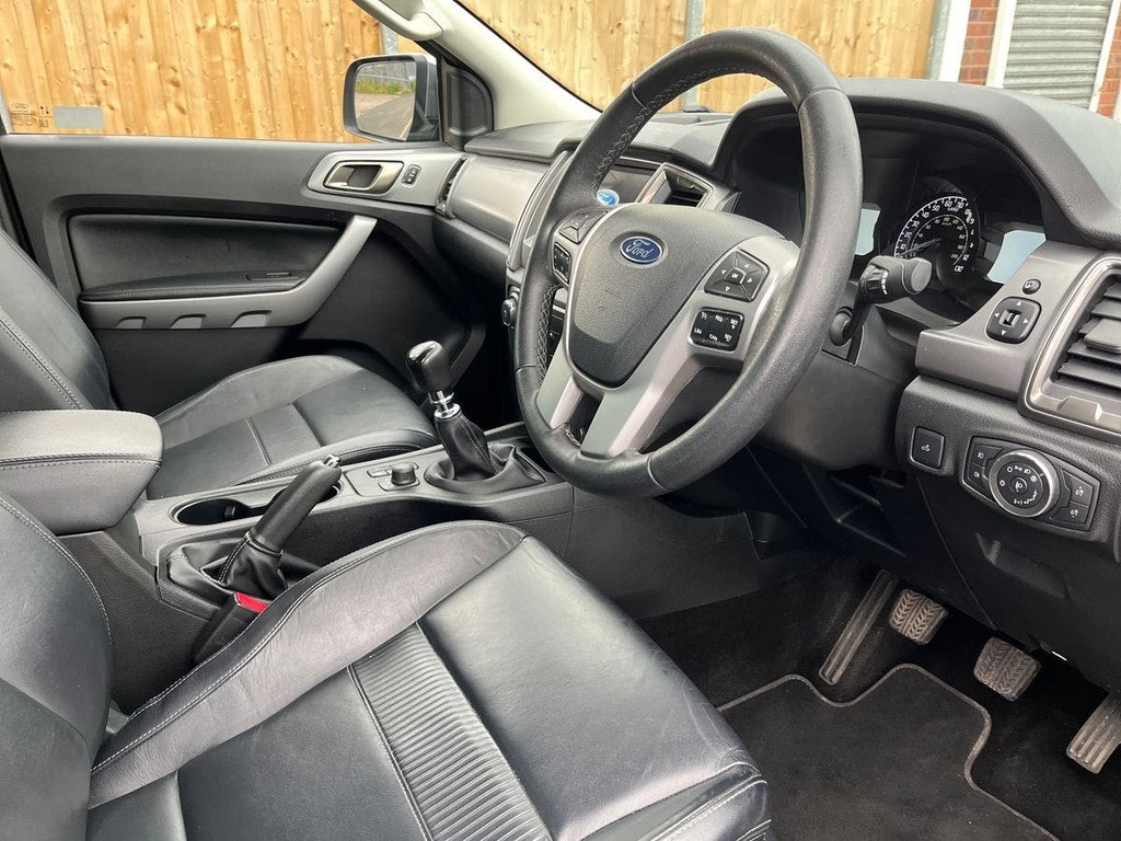 Ford Ranger 2.0 Ecoblue Limited Pickup Double Cab M YR23OTG Black #5
