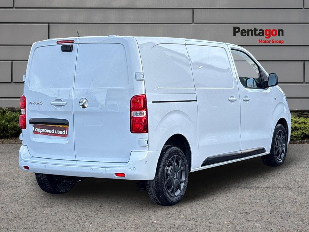 Vauxhall Vivaro 2.2 Turbo D 150 Pro H1 Van MT26WRF White #4