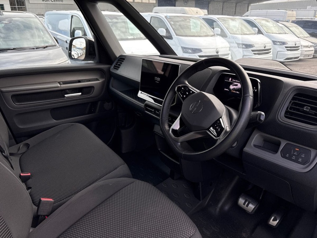 Volkswagen ID.Buzz Pro 79Kwh Commerce Plus Panel Van Aut DS74ODB White #5