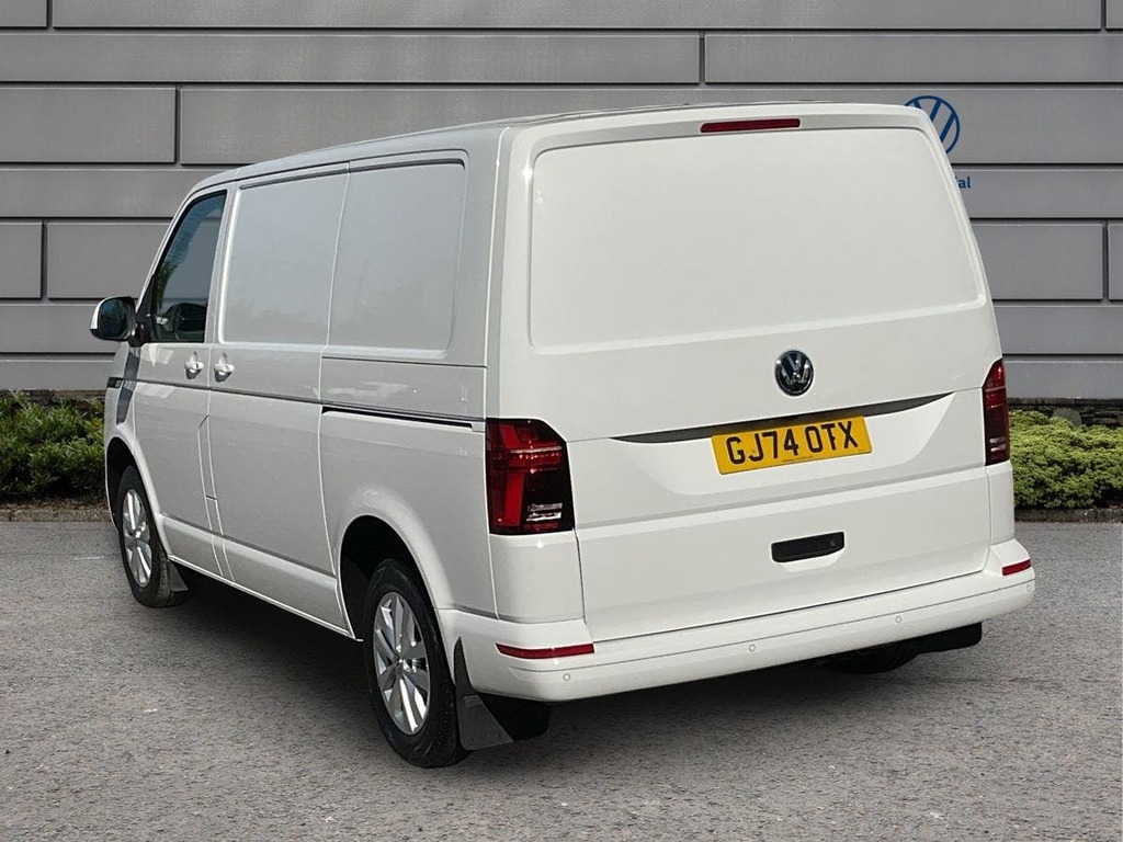 Volkswagen Transporter 2.0 Tdi T28 Highline Panel Van F GJ74OTX White #2