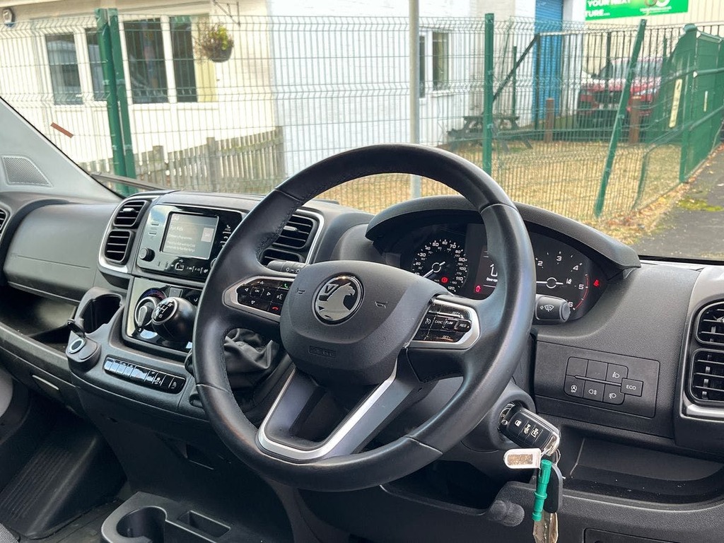 Vauxhall Movano 2.2 Cdti 3500 Biturbo Prime Panel Van M FV74UVT White #5