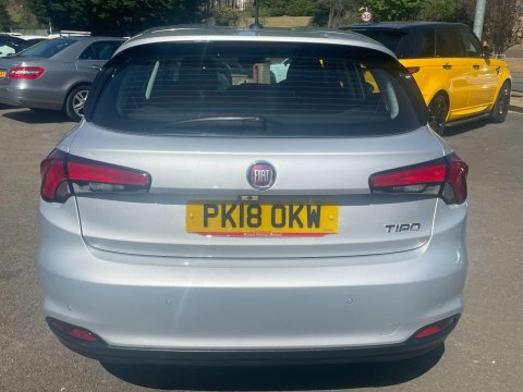 Fiat Tipo 1.3 Multijetii Lounge PK18OKW #5