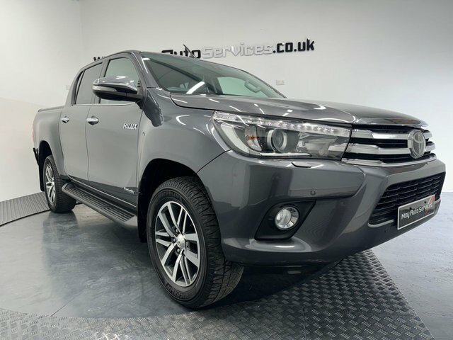 Toyota HILUX 2020 2.4 D-4d Invincible Pickup Double Cab Die FG20GFX Grey