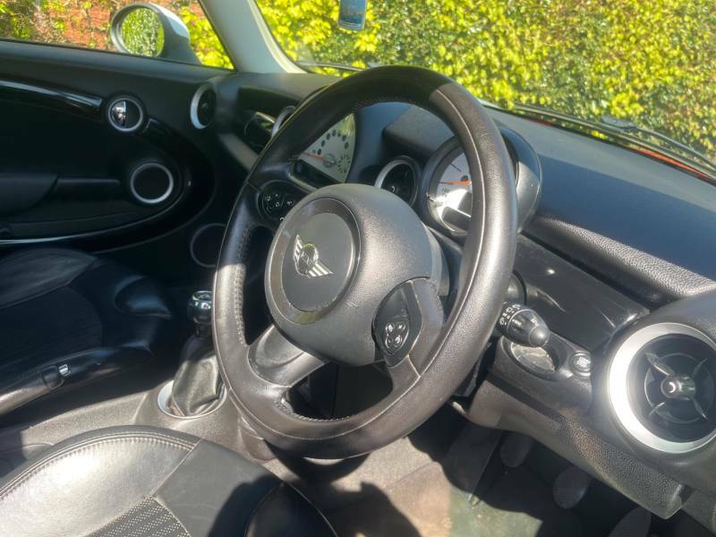 Mini Hatch 1.6 Cooper - 2013 63 YC63HPZ Red #4