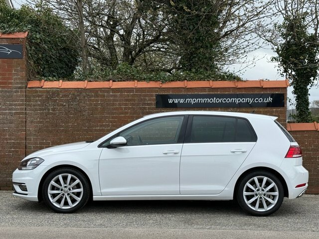 Volkswagen Golf 1.5 Tsi Evo Gpf Gt Hatchback Dsg Euro 6 SD19YKP White #4