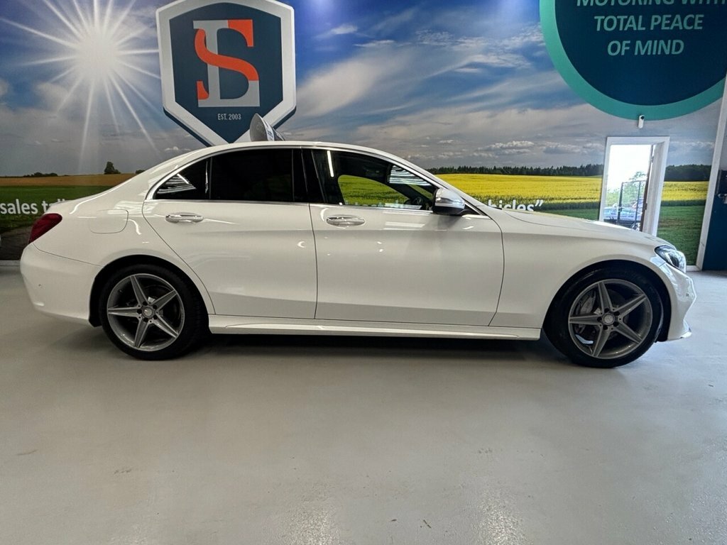 Mercedes-Benz C Class 2L Amg Line YY64YGU White #4