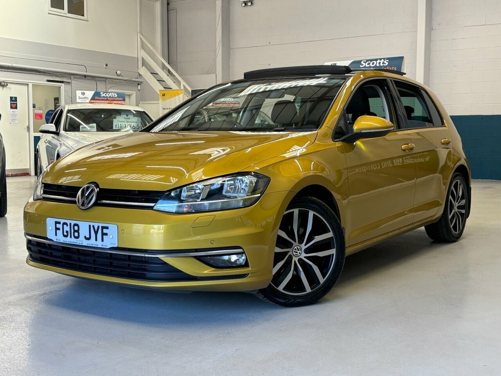 Volkswagen Golf 2L Gt FG18JYF Yellow #3
