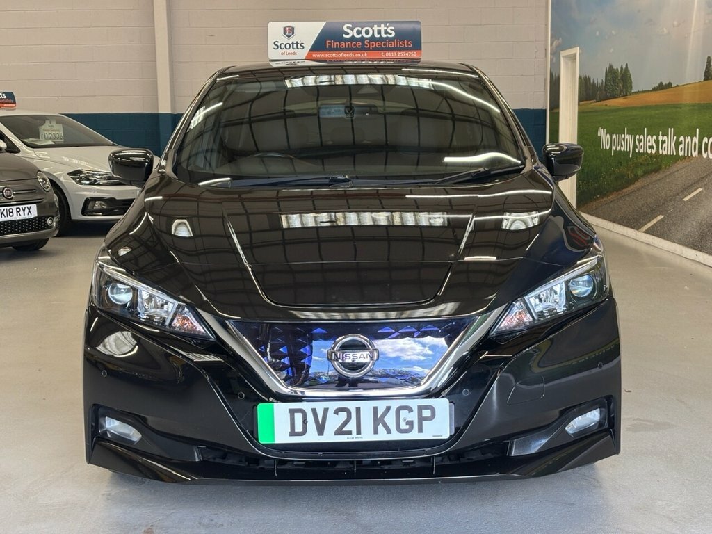 Nissan Leaf Hatchback DV21KGP Black #2