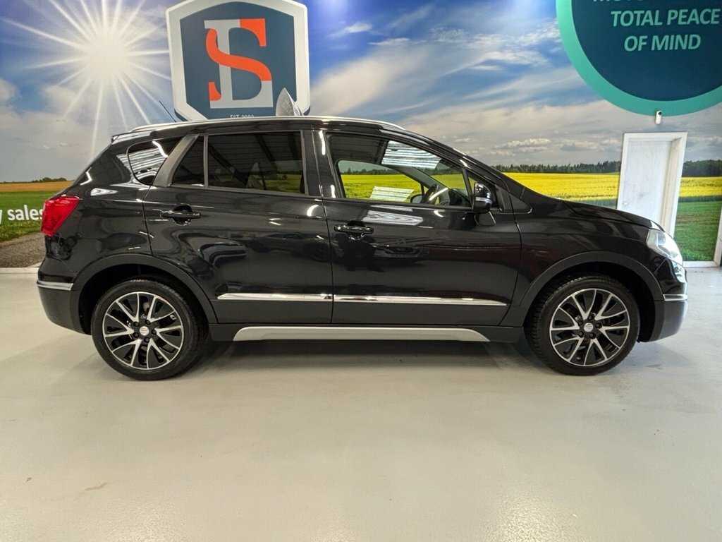 Suzuki SX4 S Cross 1L Sz-t Black #4
