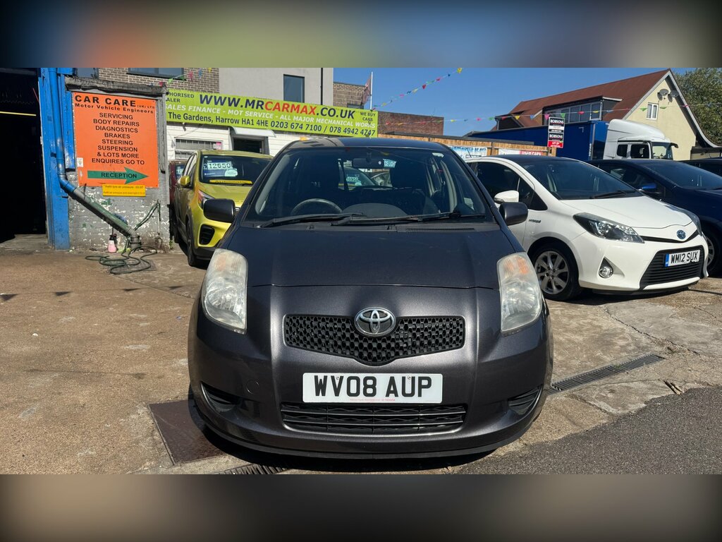 Toyota Yaris 1.3 Vvt-i Tr Hatchback 141 Gkm WV08AUP Grey #4