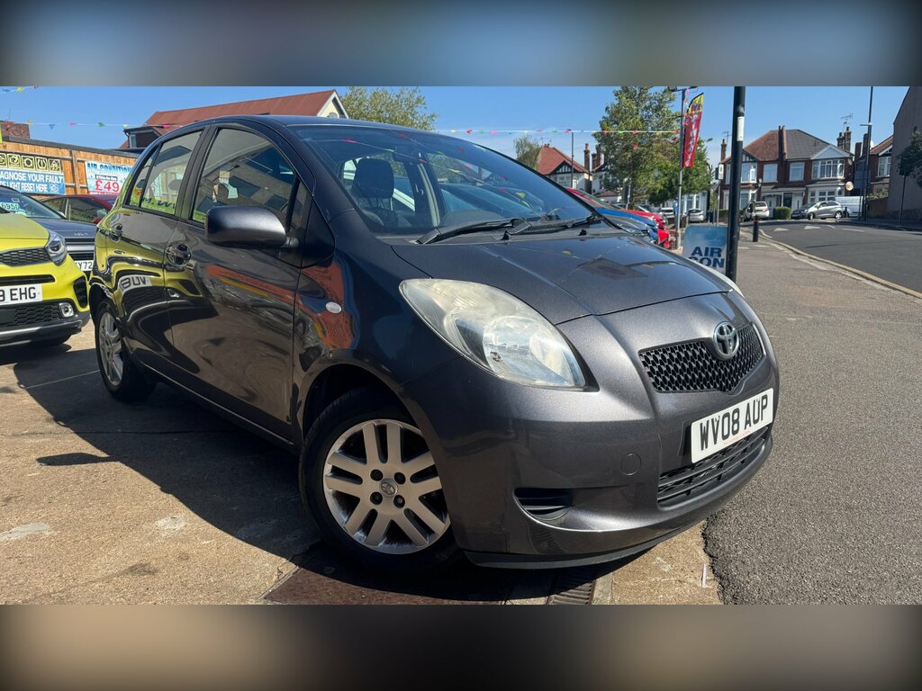 Toyota Yaris 1.3 Vvt-i Tr Hatchback 141 Gkm WV08AUP Grey #3