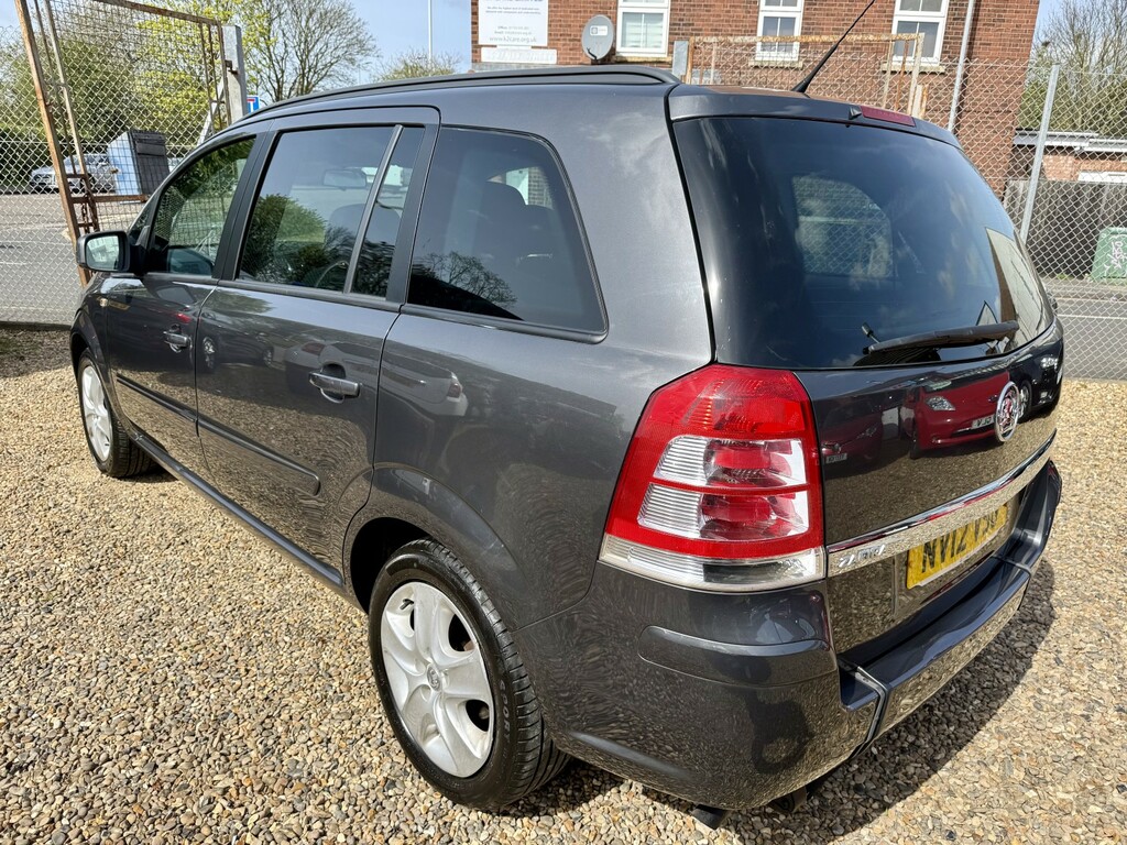 Vauxhall Zafira 1.8 16V Exclusiv 2012 Grey #5