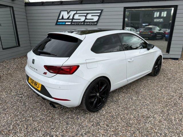 Seat Leon 2018 2.0 Tsi Cupra 300 Sport Coupe Manu White #5