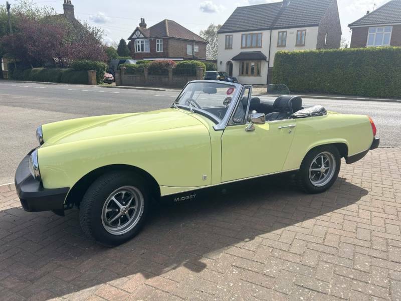 MG Midget 1500 - 1976 A Yellow #3