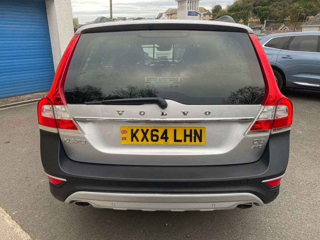 Volvo XC70 2014 2.4 D5 Se Lux Estate Geartronic Aw Silver #5