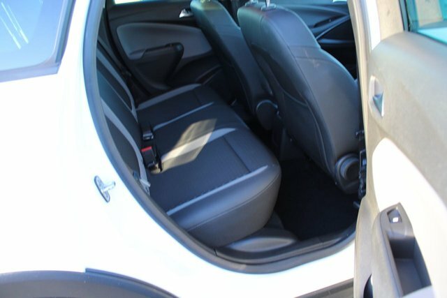 Vauxhall Crossland X 2018 1.2 Elite 2018,Diamond Cut Alloys,bluetooth,d SE18LXJ White #4