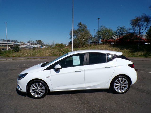 Vauxhall Astra 2018 1.4I Design 2018,Bluetooth,dab,cruise Control DL18OUS White #2