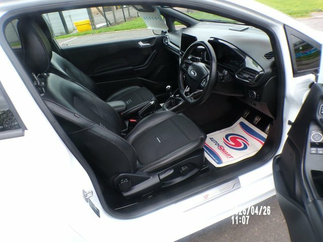 Ford Fiesta 2018 1.0T St-line X 2018,Sat Nav,half Leather,crui BD18UAP White #2