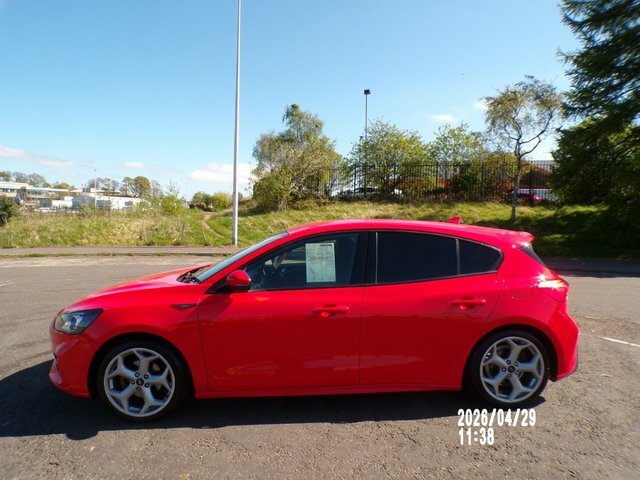 Ford Focus 2019 1.0T St-line 2019,1 Previous Owner,bluetooth, Red
