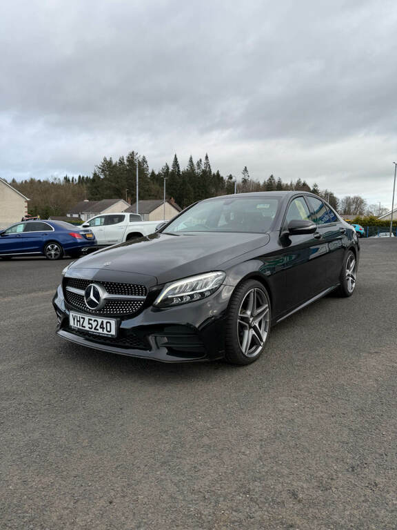 Mercedes-Benz C Class C220d Amg Line 9G-tronic YHZ5240 Black #2