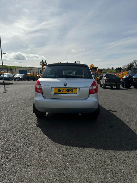 Skoda Fabia 1.2 12V Se IRZ8191 Silver #5
