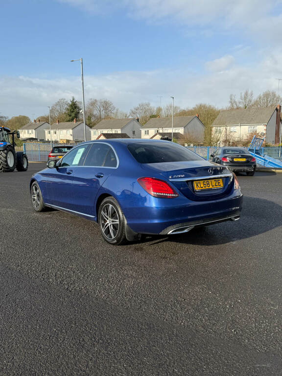 Mercedes-Benz C Class C220d Sport 9G-tronic Blue