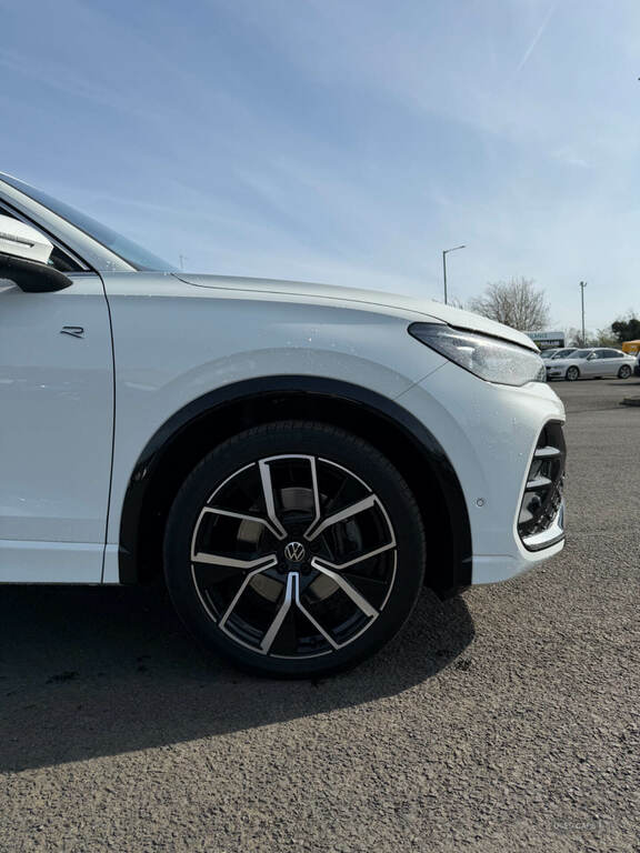 Volkswagen Tiguan 2.0 Tdi R-line Dsg VU24KLK White #5