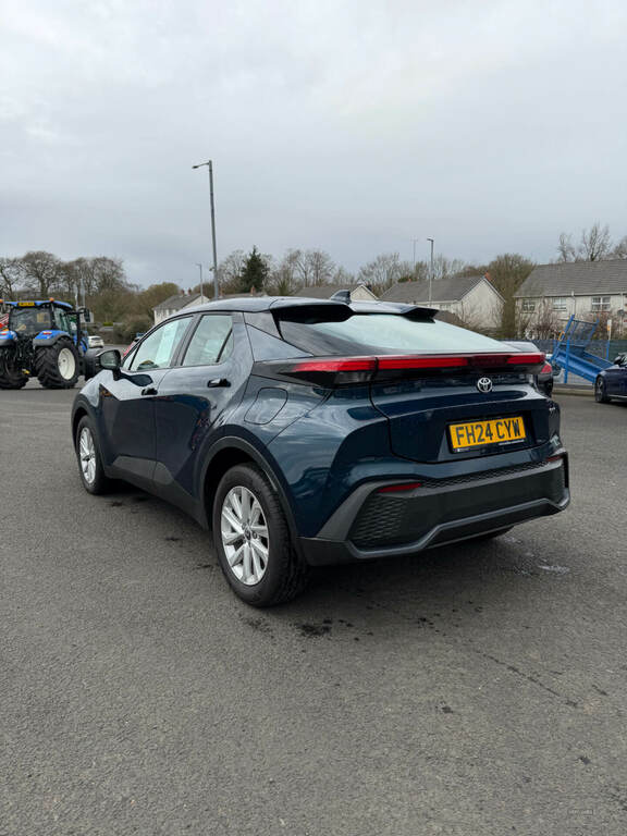 Toyota C-Hr 1.8 Hybrid Icon Cvt FH24CYW Blue #5