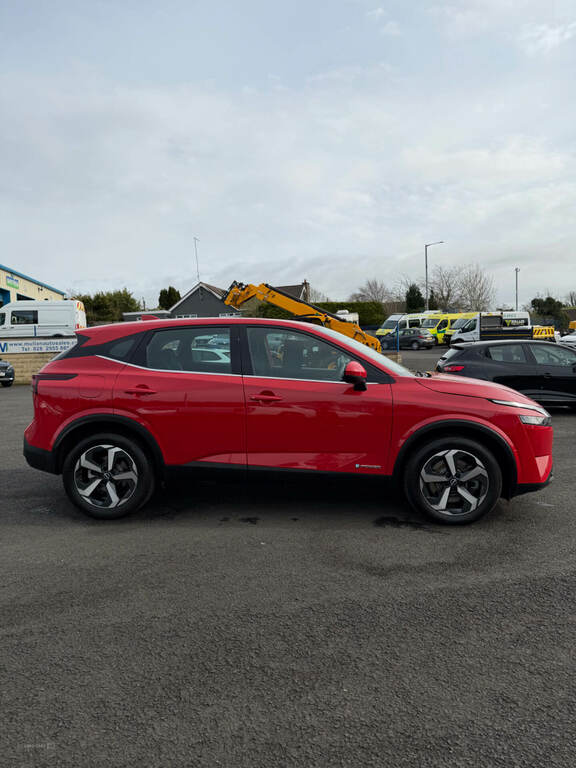 Nissan Qashqai 1.5 E-power Acenta Premium DL73YXY Red #5