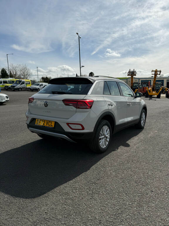 Volkswagen T-Roc 1.5 Tsi Life DF72VCL Grey #5