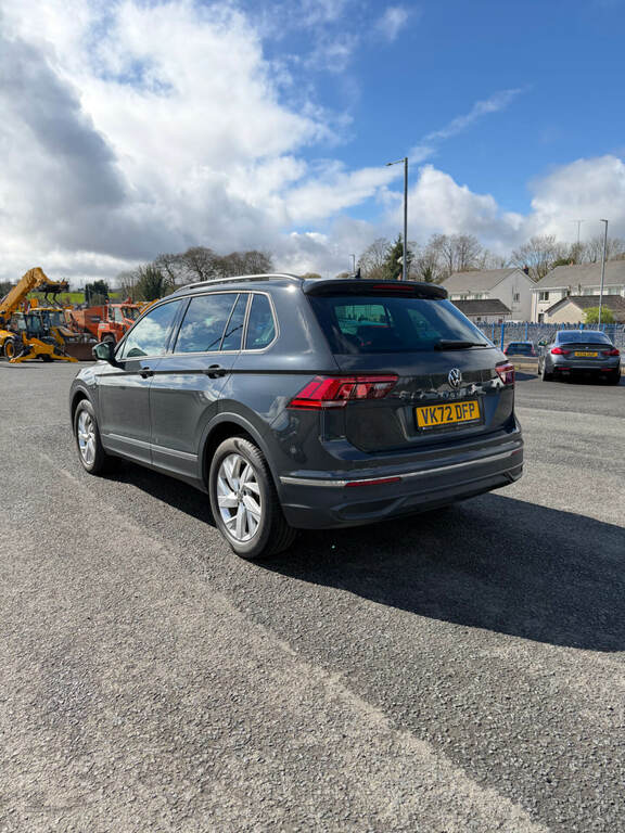 Volkswagen Tiguan 2.0 Tdi Life Dsg VK72DFP Grey #2