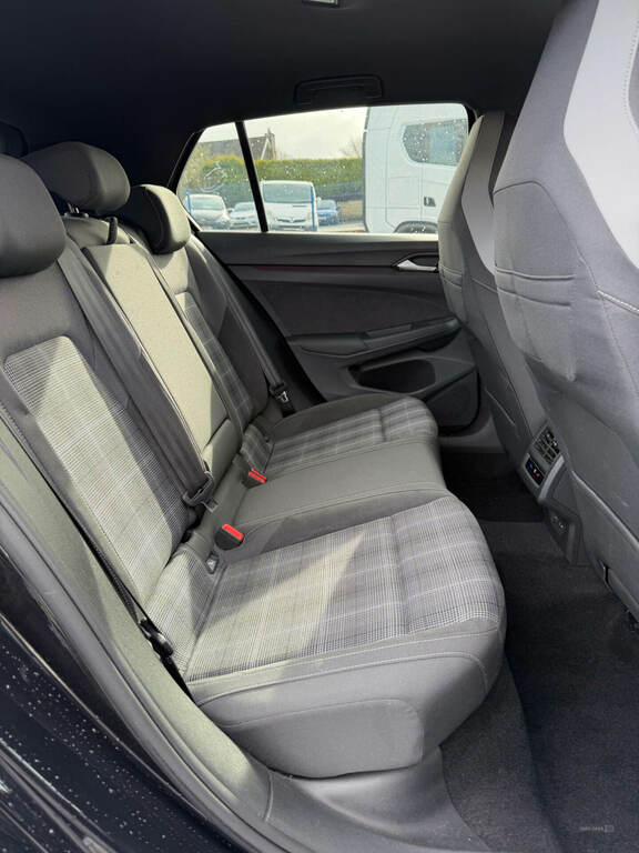 Volkswagen Golf 2.0 Tdi 200 Gtd Dsg WM72UZD Black #3