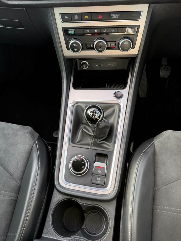Seat Ateca 2.0 Tdi 150 Xperience YE72MYP Green #6