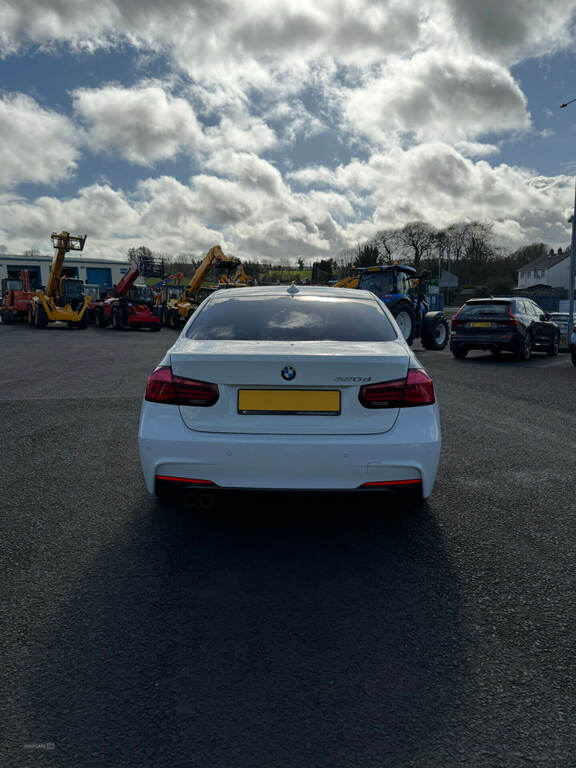 BMW 3 Series 320D M Sport Shadow Edition Step KGZ2783 White #3