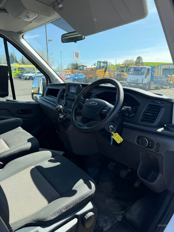 Ford Transit Custom 2.0 Ecoblue 130Ps Chassis Cab WM73VEH White #5