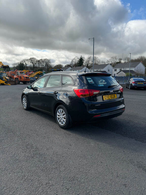 Kia Ceed Hatchback CYZ1028 Black #2