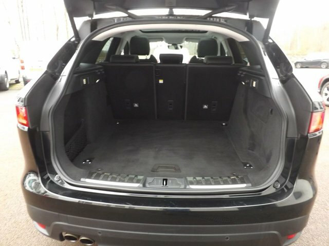 Jaguar F-Pace 2.0 D180 Chequered Flag SY69XNG Black #5