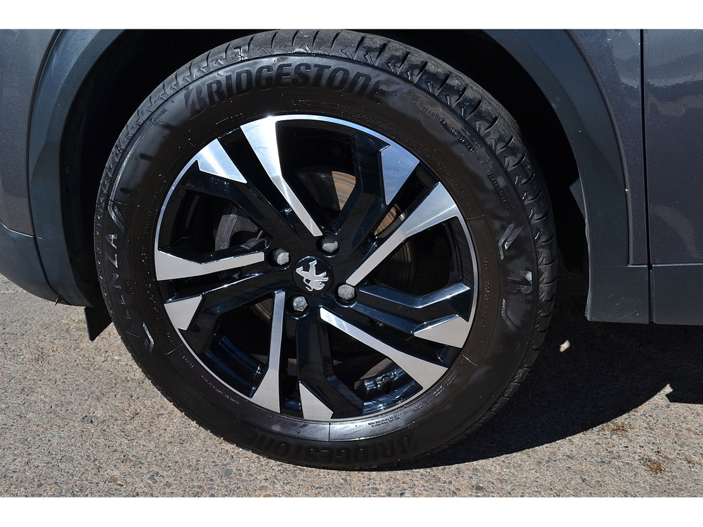 Peugeot 2008 Puretech Allure XUI9042 Grey #5