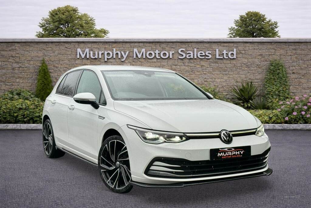 Volkswagen Golf 2.0 Tdi 150 Style Dsg KS70VPP White #2