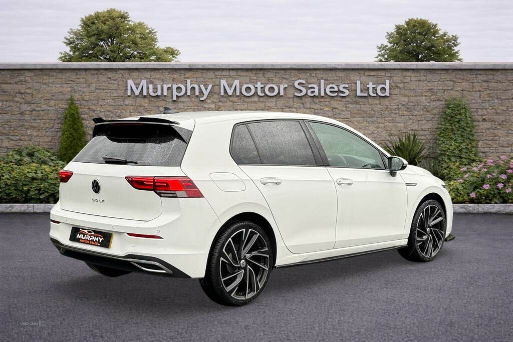 Volkswagen Golf 2.0 Tdi 150 Style Dsg KS70VPP White #4