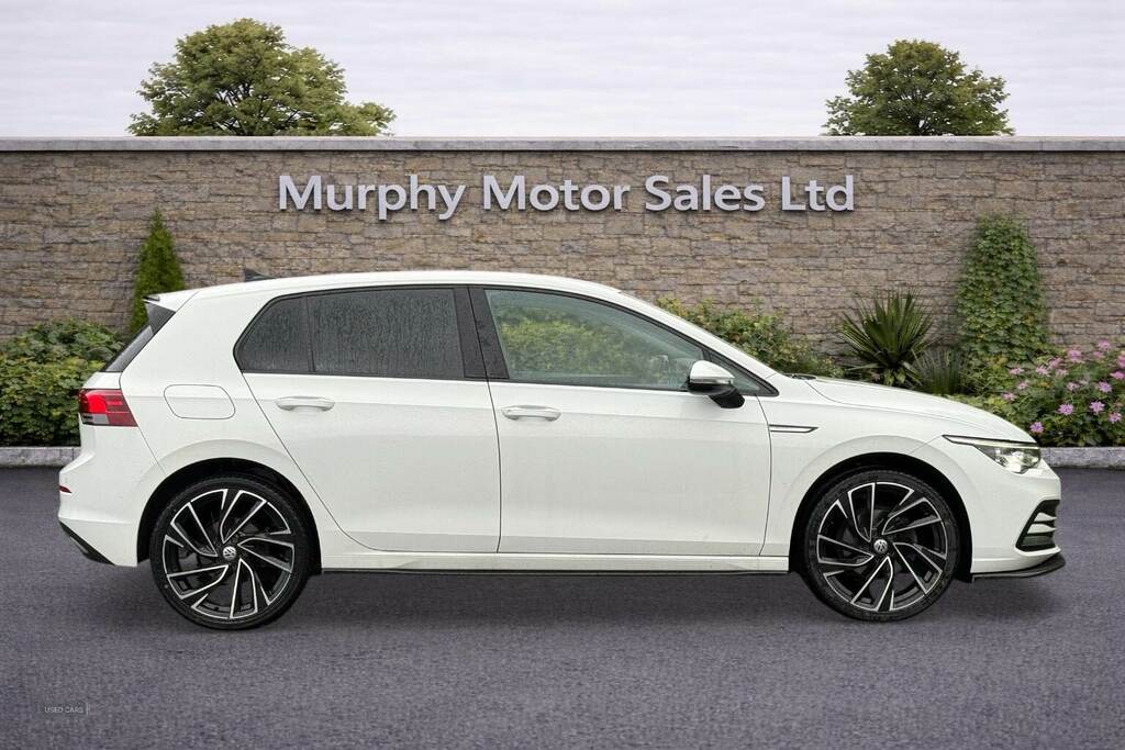 Volkswagen Golf 2.0 Tdi 150 Style Dsg KS70VPP White #3