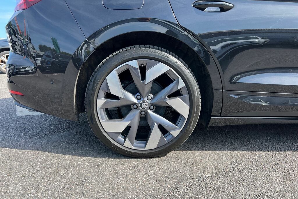 Skoda ENYAQ 250Kw Vrs 84Kwh 4X4 WG75UFH Black #5