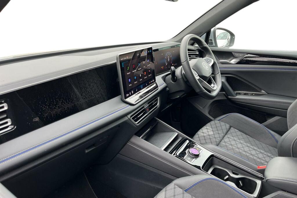 Volkswagen Tiguan 1.5 Etsi 150 R-line Dsg WJ75AOC Silver #2