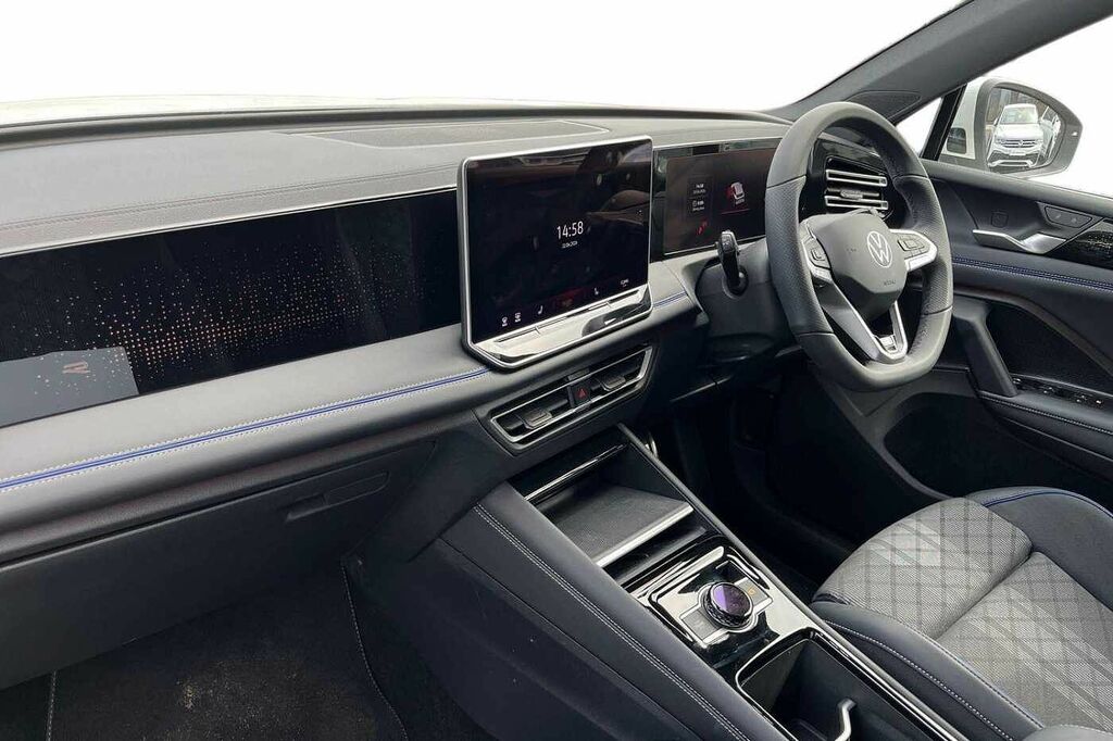 Volkswagen Tiguan 1.5 Etsi 150 R-line Dsg WF75LKJ White #2