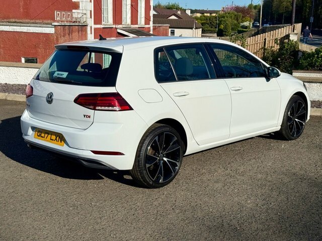 Volkswagen Golf 2017 1.6 Tdi Bluemotion Tech S Hatchback Diese GL17LXN White #3
