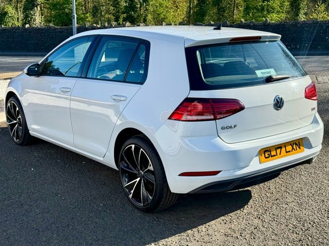 Volkswagen Golf 2017 1.6 Tdi Bluemotion Tech S Hatchback Diese GL17LXN White #4