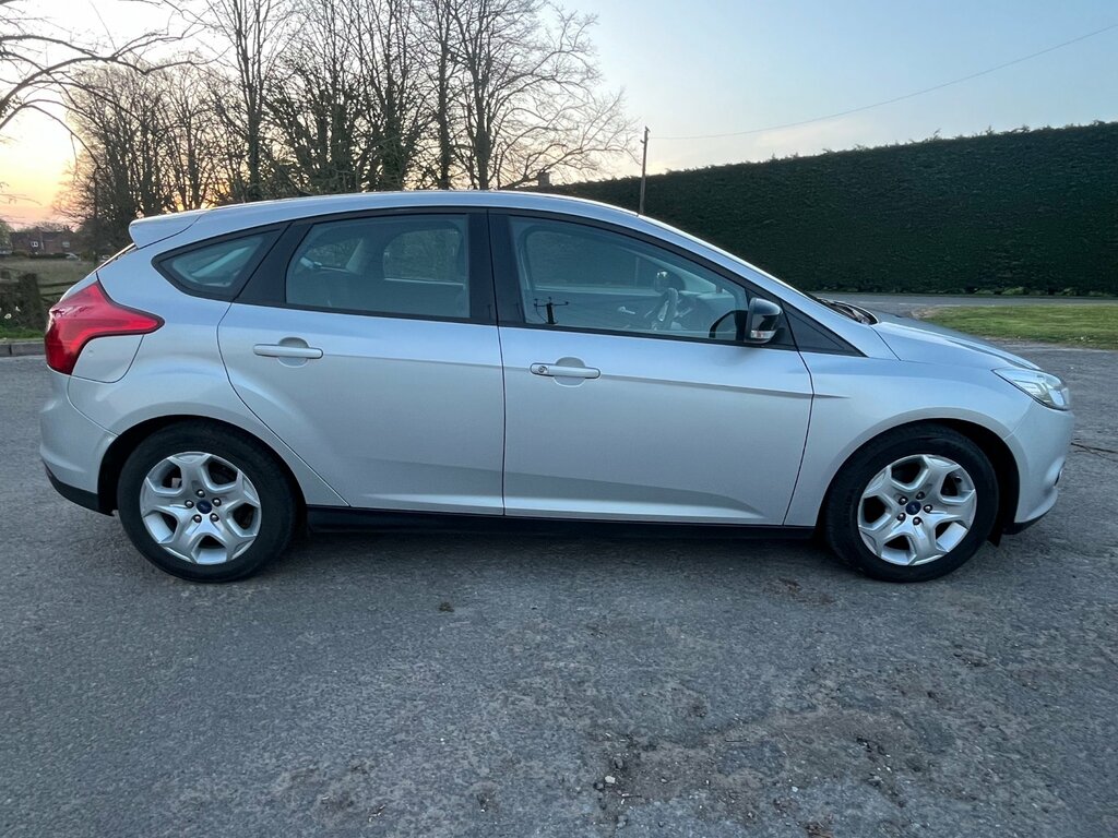 Ford Focus 1.6 Tdci Edge Hatchback Euro 5 DF14GGP Silver #5